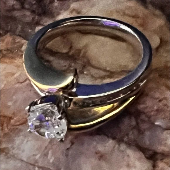 14K Gold 1.70ct Diamond & Sapphire? Ring - Picture 14 of 15